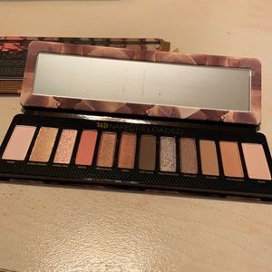 Urban Decay Naked Reloaded eyeshadow palette